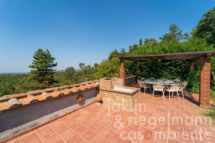 Image No.25-4 Bed Country House for sale