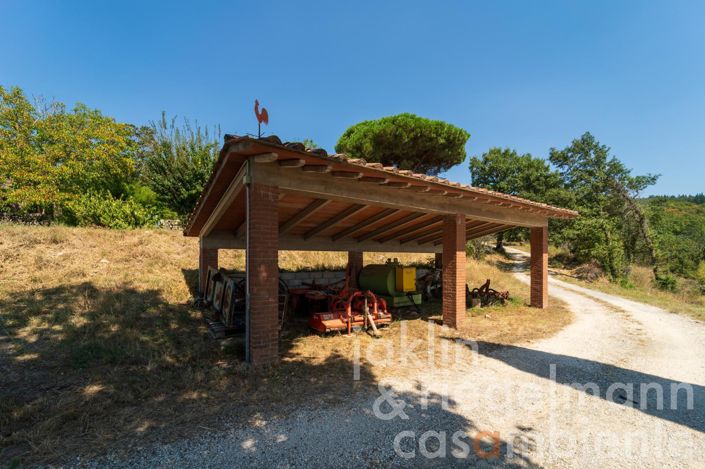 Image No.31-4 Bed Country House for sale