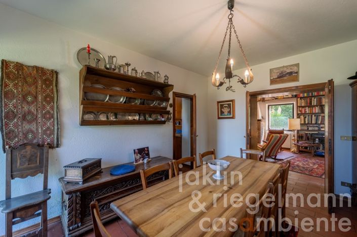 Image No.37-4 Bed Country House for sale