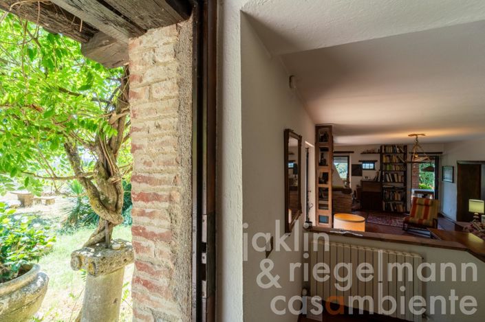 Image No.41-4 Bed Country House for sale