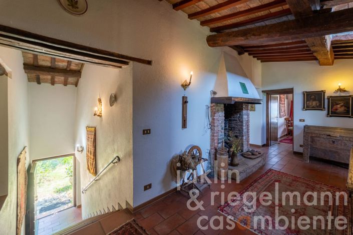 Image No.47-4 Bed Country House for sale
