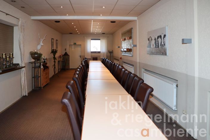 Image No.28-4 Bed Land for sale