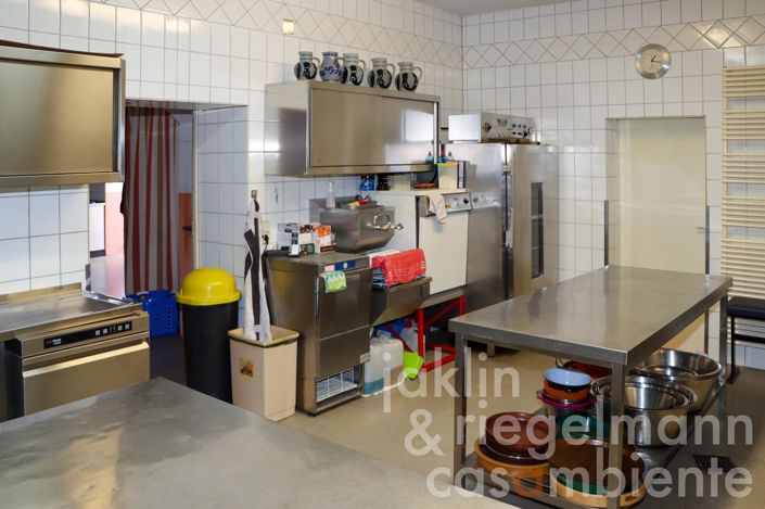 Image No.33-4 Bed Land for sale