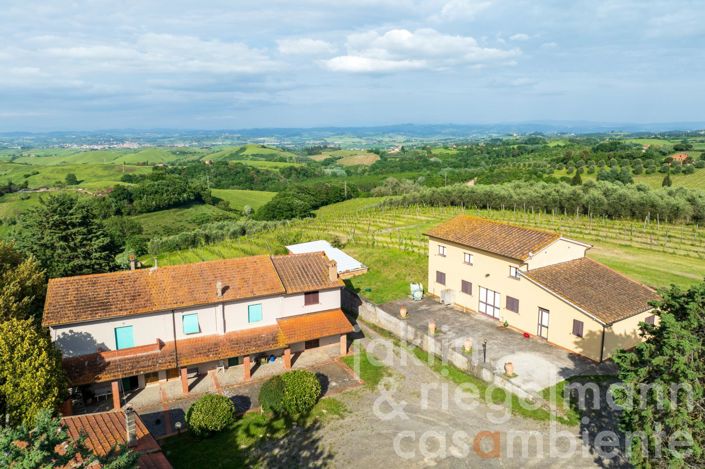 Image No.11-7 Bed Farmhouse for sale