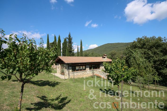 Image No.23-9 Bed Farmhouse for sale