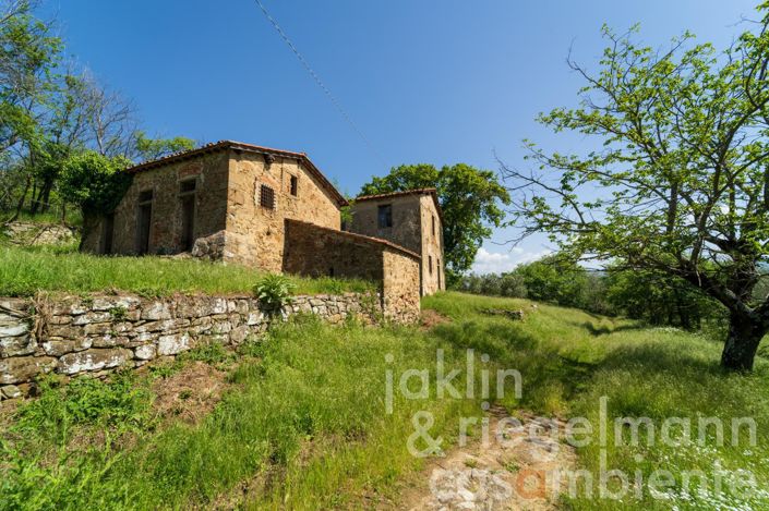 Image No.26-6 Bed Country House for sale