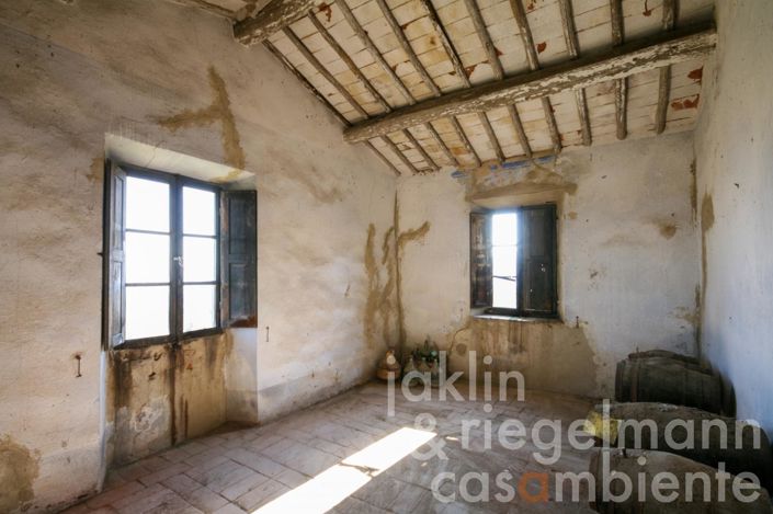 Image No.46-6 Bed Country House for sale