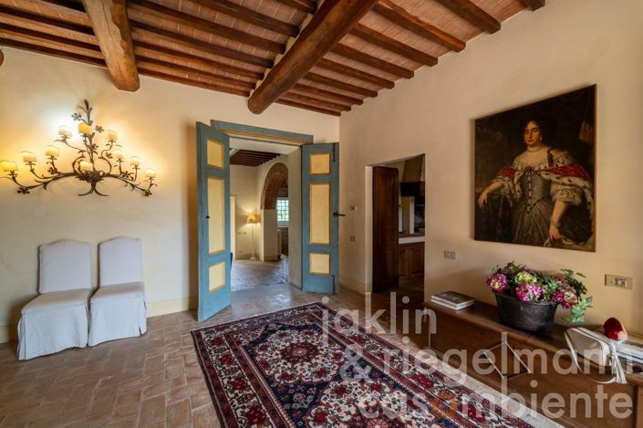 Image No.30-6 Bed Country House for sale