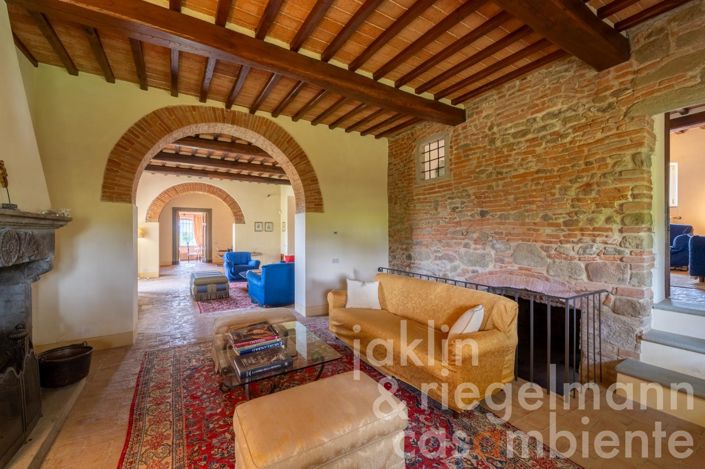 Image No.35-6 Bed Country House for sale