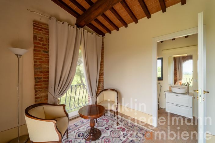 Image No.54-6 Bed Country House for sale