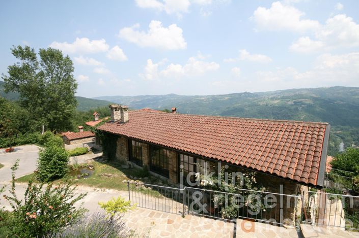 Image No.18-8 Bed Country House for sale