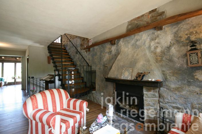 Image No.26-8 Bed Country House for sale