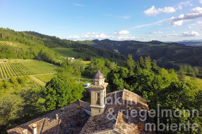 Image No.11-8 Bed House for sale