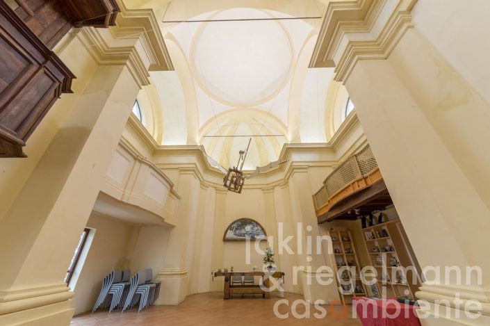 Image No.21-8 Bed House for sale