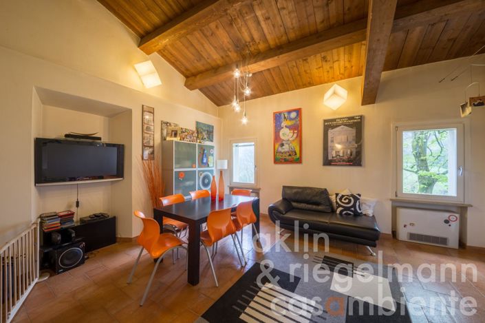 Image No.32-8 Bed House for sale