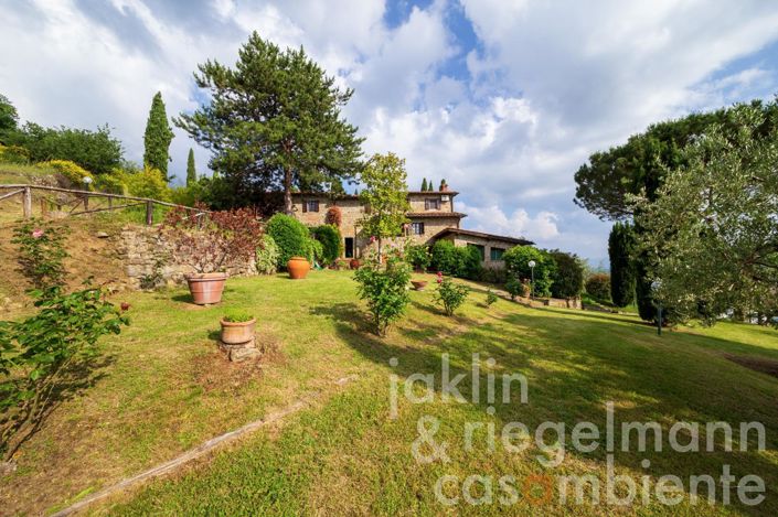 Image No.10-5 Bed Country House for sale