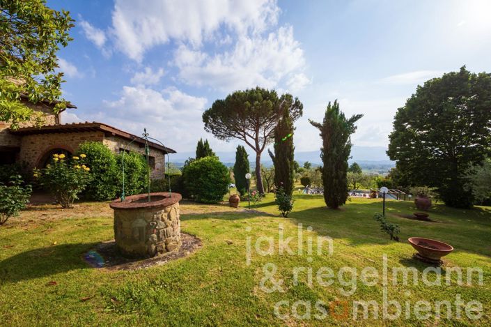 Image No.12-5 Bed Country House for sale