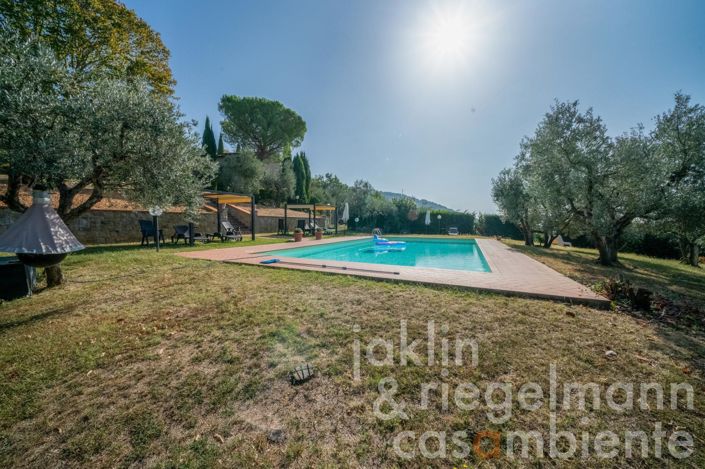 Image No.26-5 Bed Country House for sale