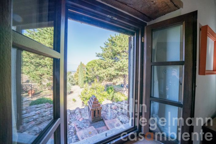 Image No.47-5 Bed Country House for sale