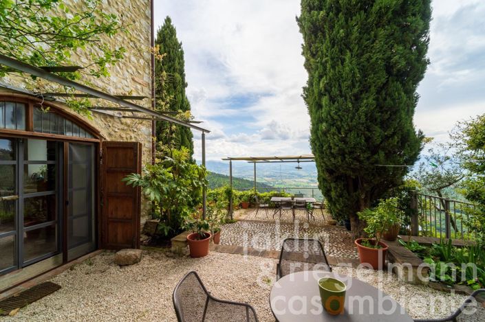 Image No.1-3 Bed Country House for sale