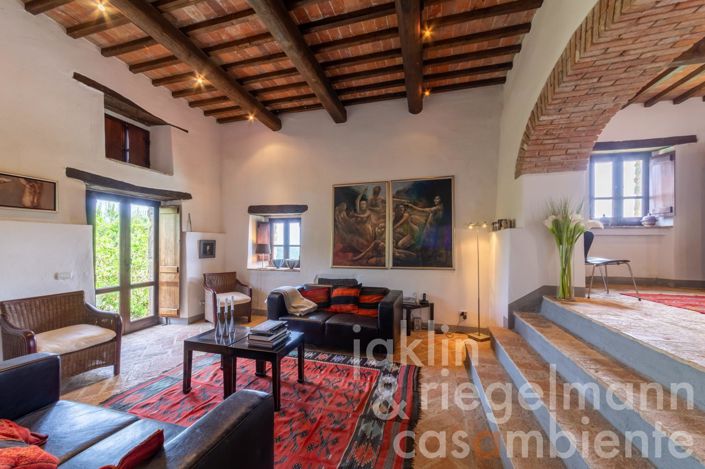 Image No.33-7 Bed Country House for sale