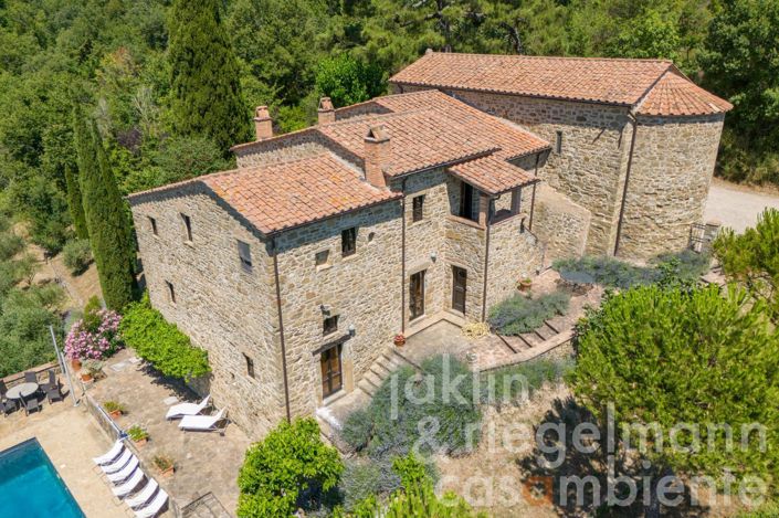 Image No.6-7 Bed Country House for sale