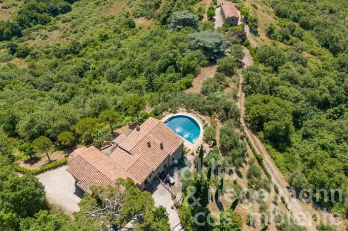 Image No.9-7 Bed Country House for sale