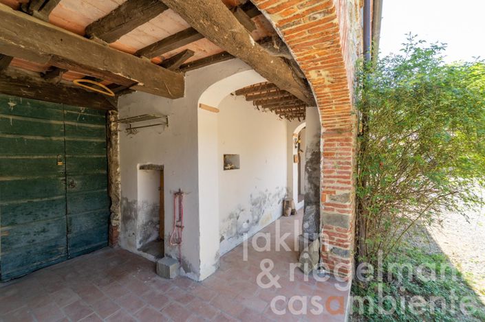 Image No.12-11 Bed Farmhouse for sale