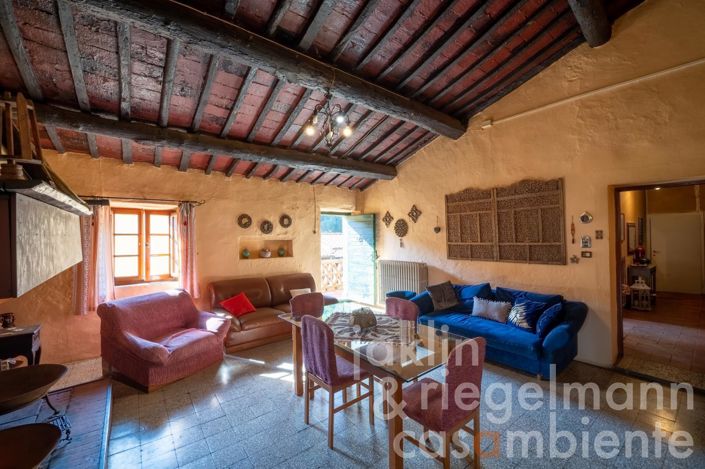 Image No.17-11 Bed Farmhouse for sale