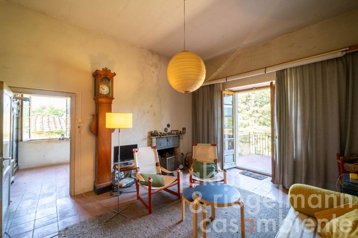 Image No.18-11 Bed Farmhouse for sale