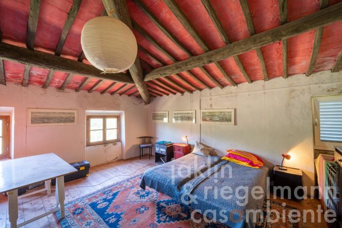 Image No.21-11 Bed Farmhouse for sale