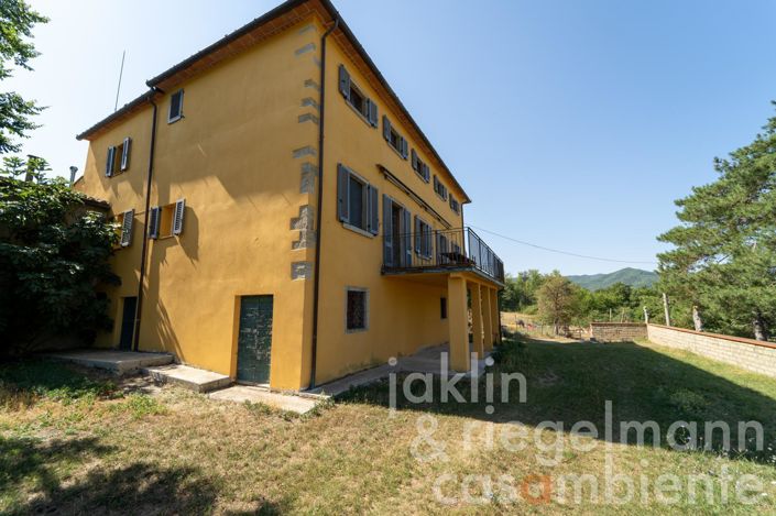 Image No.3-11 Bed Farmhouse for sale