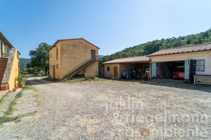 Image No.31-11 Bed Farmhouse for sale