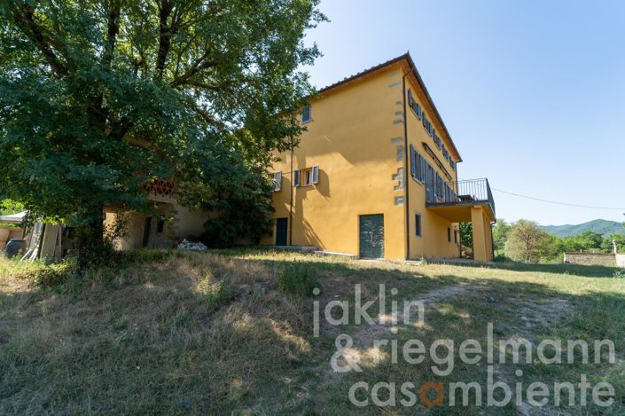 Image No.4-11 Bed Farmhouse for sale