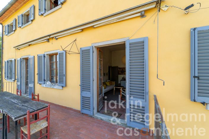 Image No.6-11 Bed Farmhouse for sale