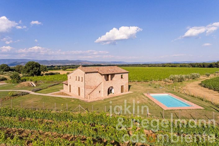 Image No.1-5 Bed Country House for sale