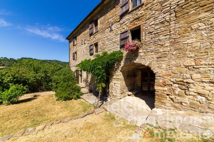 Image No.15-5 Bed Country House for sale