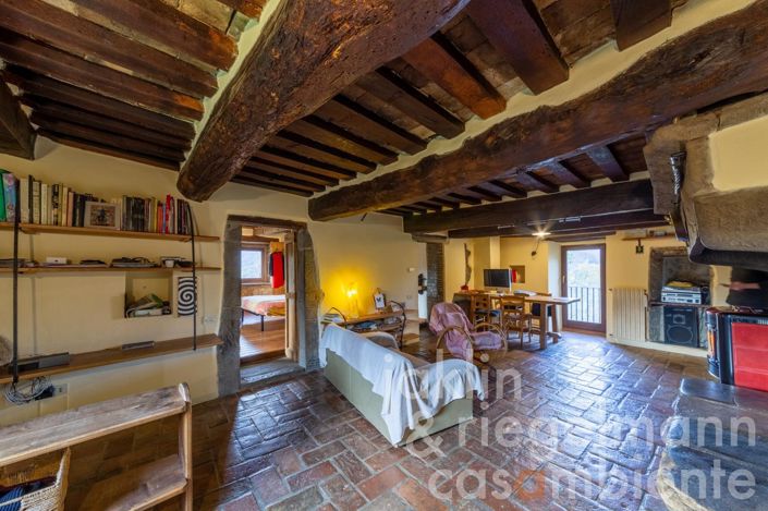 Image No.32-5 Bed Country House for sale