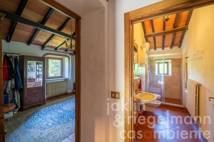 Image No.29-9 Bed Country House for sale