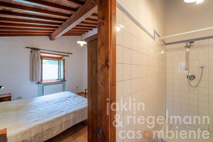 Image No.41-9 Bed Country House for sale