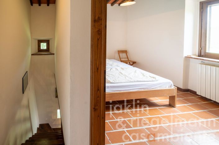 Image No.56-9 Bed Country House for sale