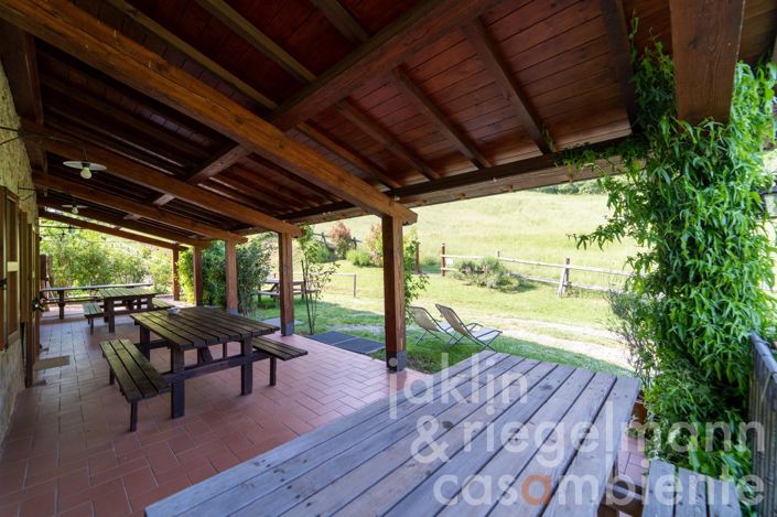 Image No.23-10 Bed Farmhouse for sale