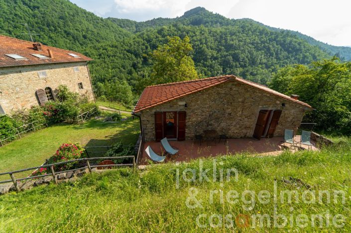 Image No.48-10 Bed Farmhouse for sale