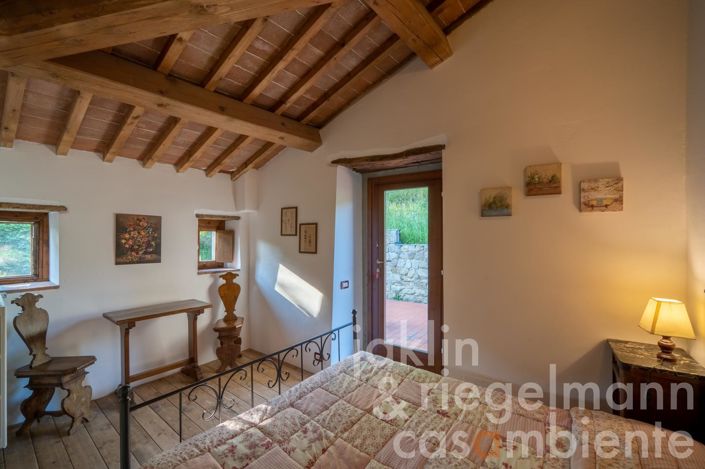 Image No.54-10 Bed Farmhouse for sale