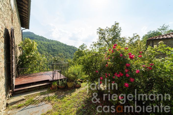 Image No.7-10 Bed Farmhouse for sale