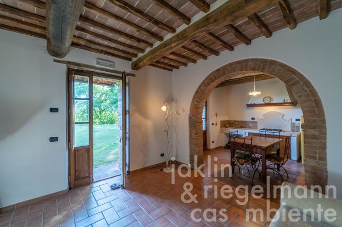 Image No.17-5 Bed Farmhouse for sale