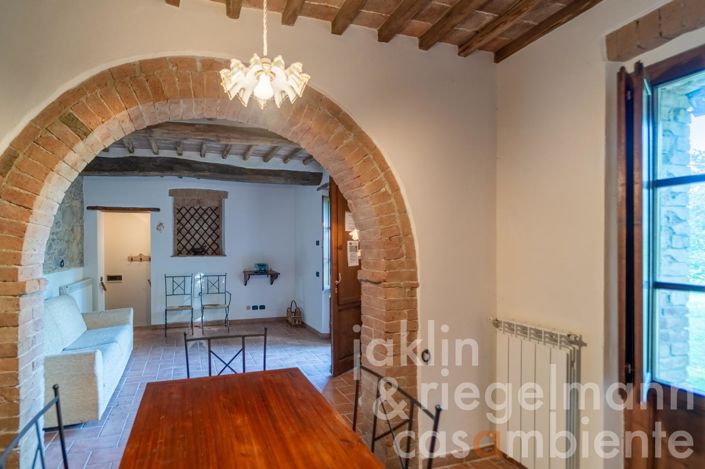 Image No.18-5 Bed Farmhouse for sale