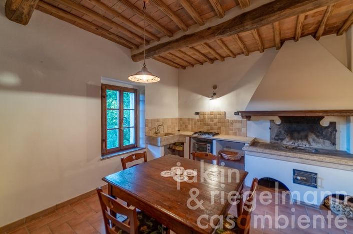 Image No.20-5 Bed Farmhouse for sale