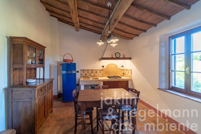 Image No.25-5 Bed Farmhouse for sale