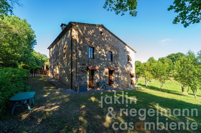 Image No.6-5 Bed Farmhouse for sale